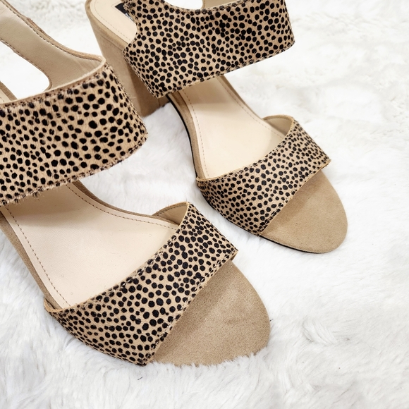 Isaac Mizrahi Alison Cheetah block heel - Picture 2 of 9